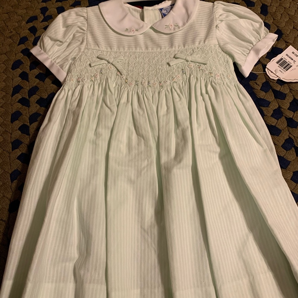 NWT  Carriage Boutique smocked dress.